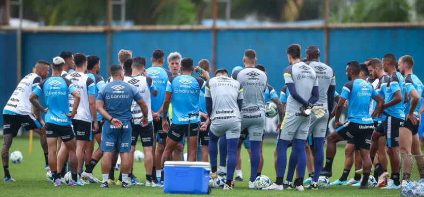 Grêmio fica de olho em jogos de adversários diretos na briga pelo