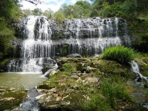 cascata barracão